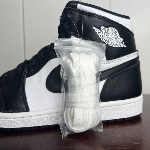 2014 Nike Air Jordan 1 Retro High OG Black White main image 6
